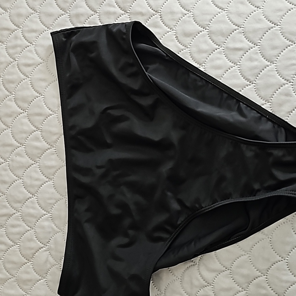 378 Ladies Large Black Bikini Bottom